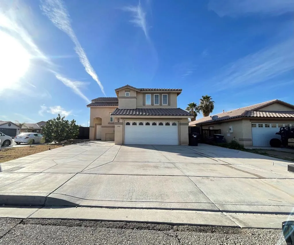 2303 Montecito Avenue