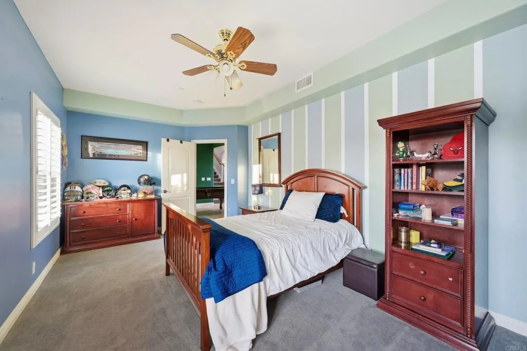 14040 Iris Lane