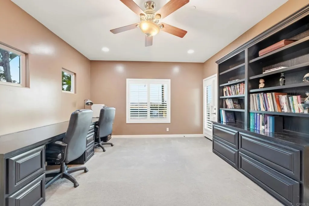 14040 Iris Lane