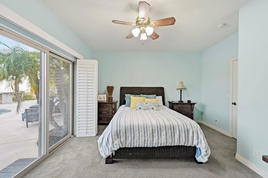 14040 Iris Lane