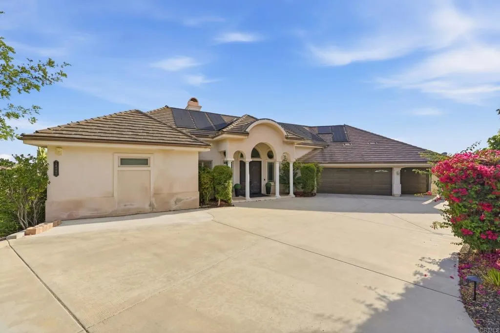 14040 Iris Lane