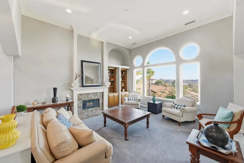 14040 Iris Lane