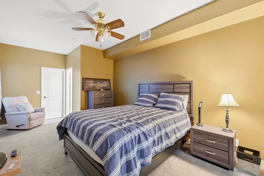 14040 Iris Lane