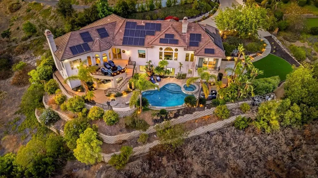 14040 Iris Lane