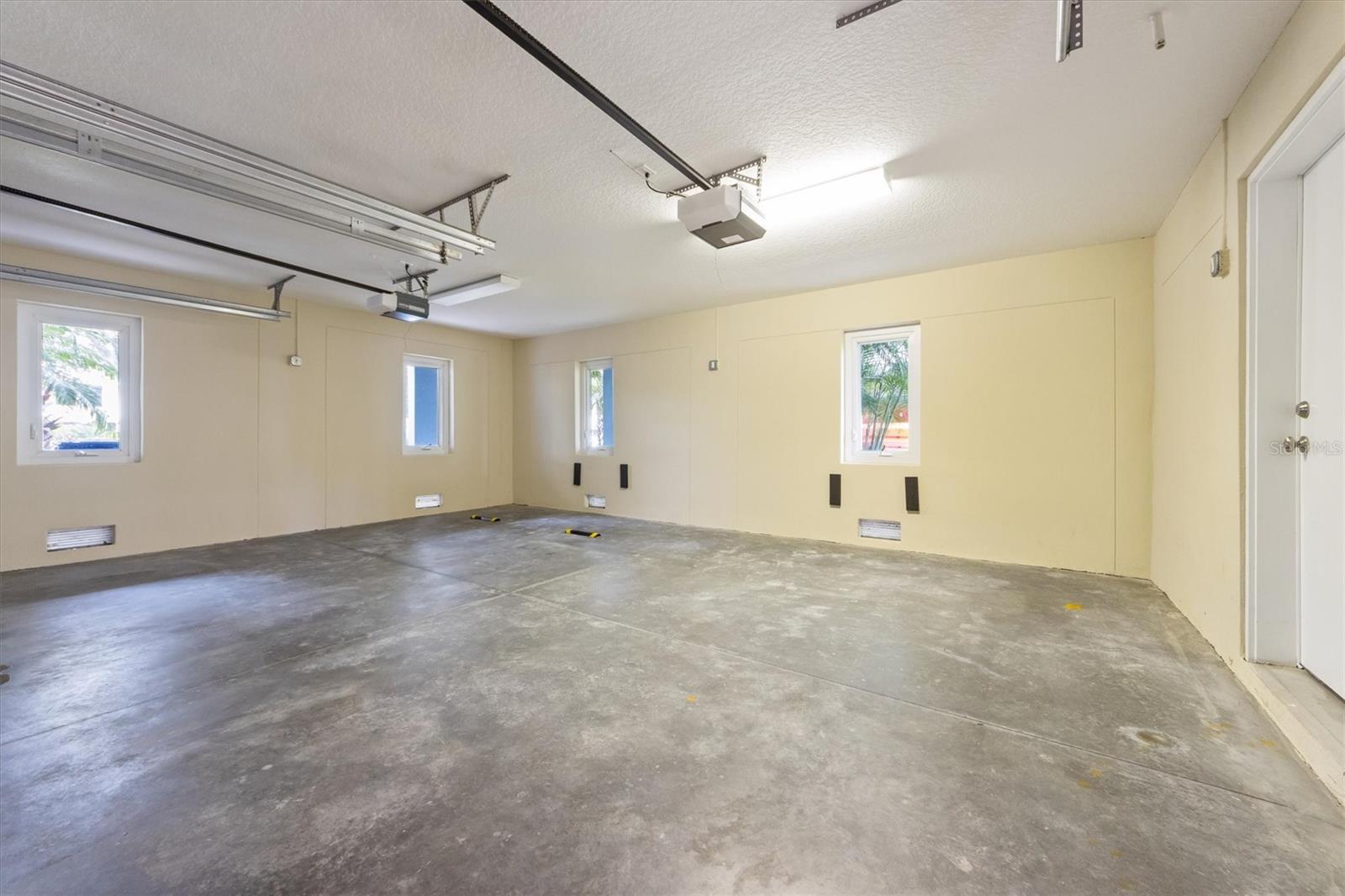 311 FIREHOUSE CT