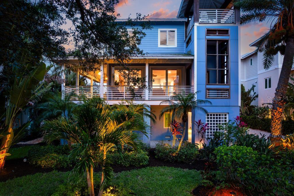 311 FIREHOUSE CT