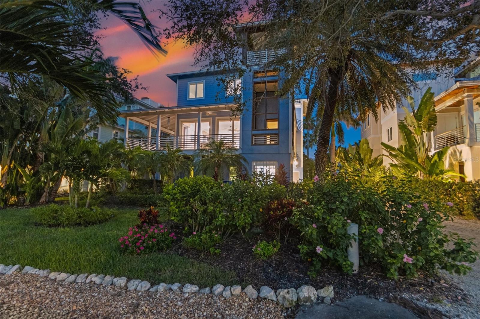 311 FIREHOUSE CT