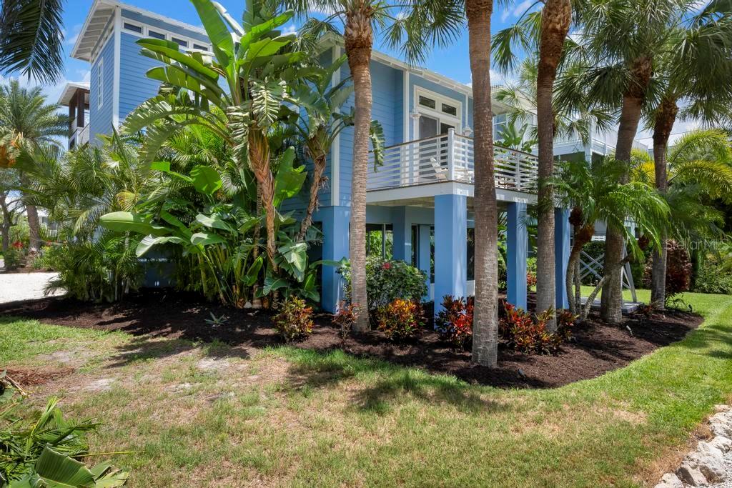 311 FIREHOUSE CT