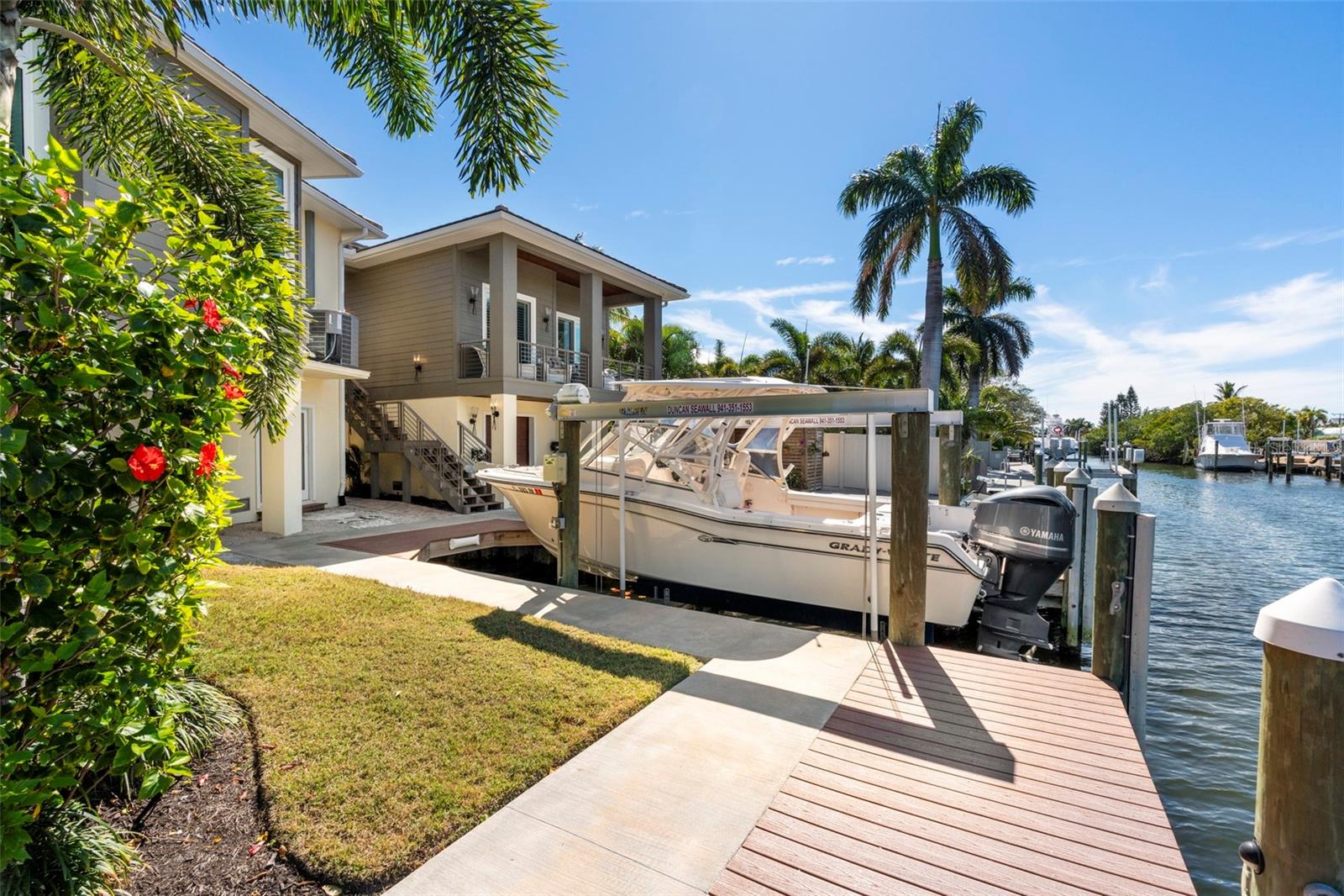 242 OAK AVE