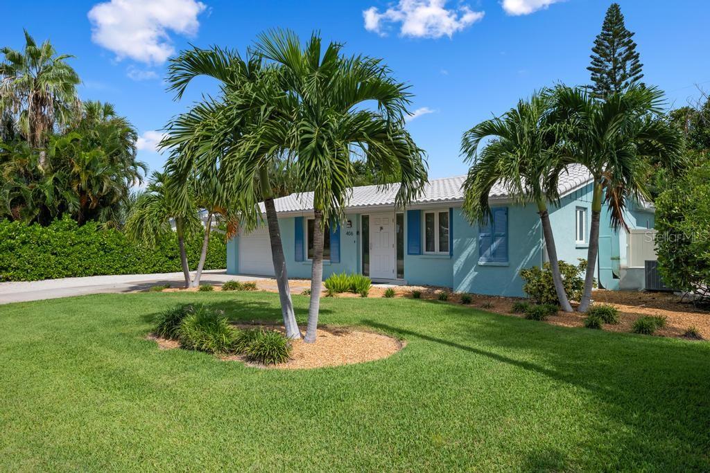 406 BAY PALMS DR