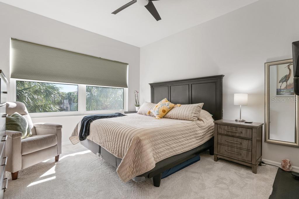 4208 OVERTURE CIR #502