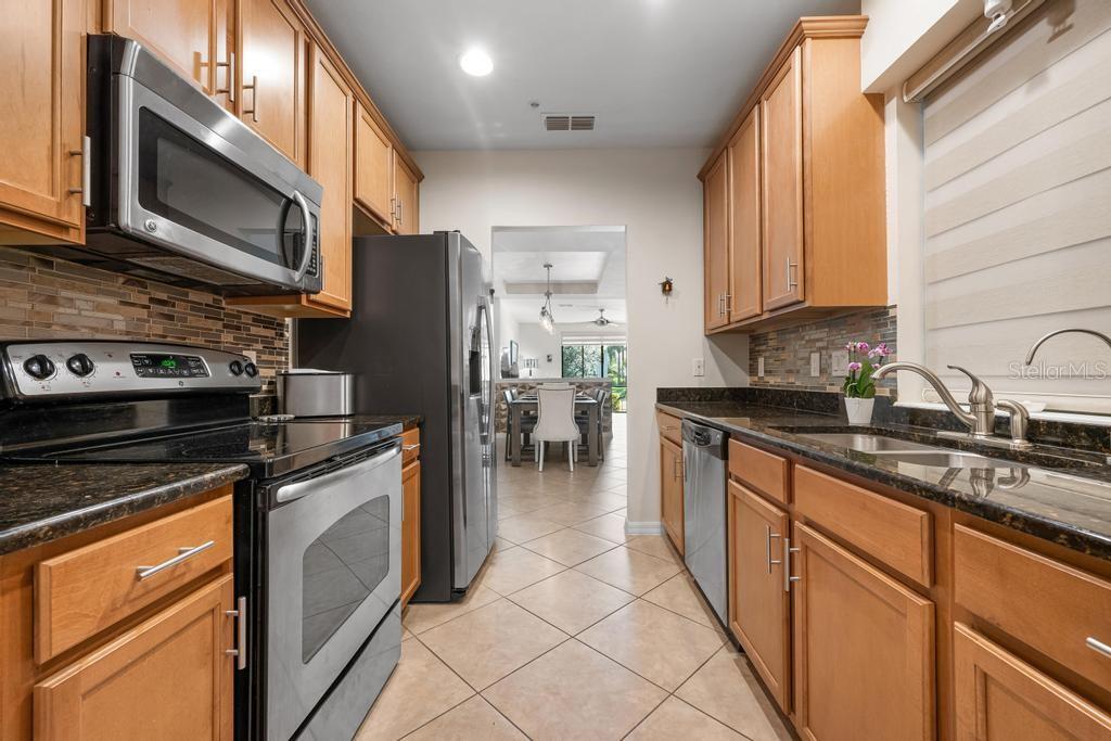 4208 OVERTURE CIR #502