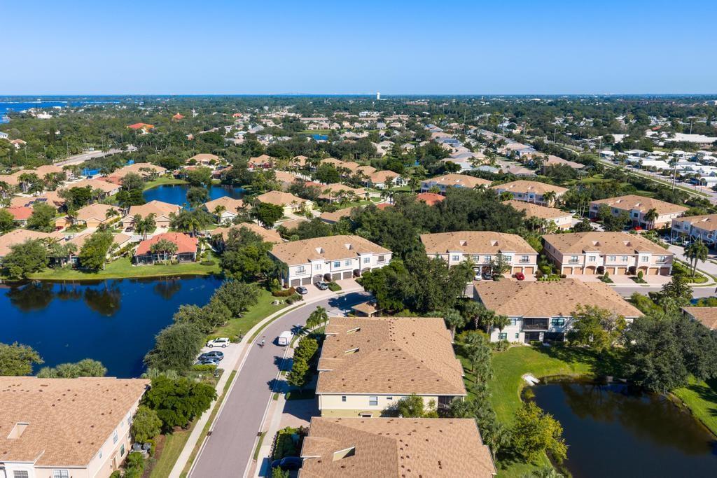 4208 OVERTURE CIR #502