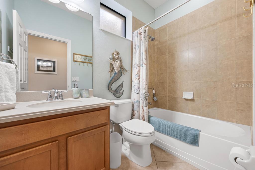 4208 OVERTURE CIR #502
