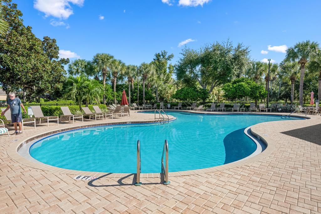 4208 OVERTURE CIR #502