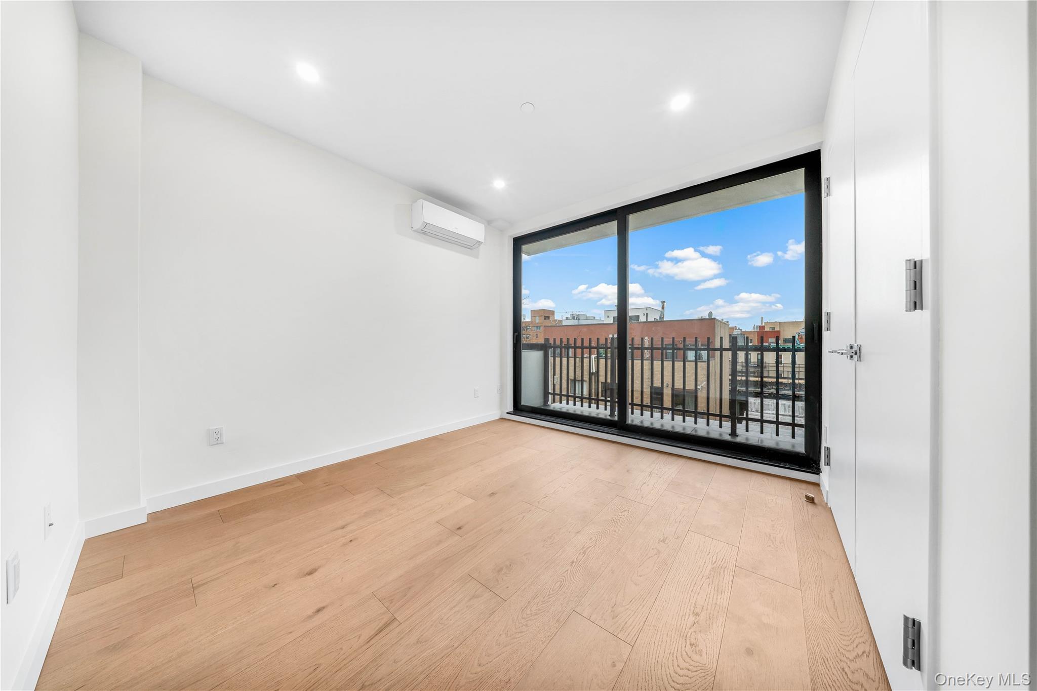 30-24 32nd Street Unit: 4A