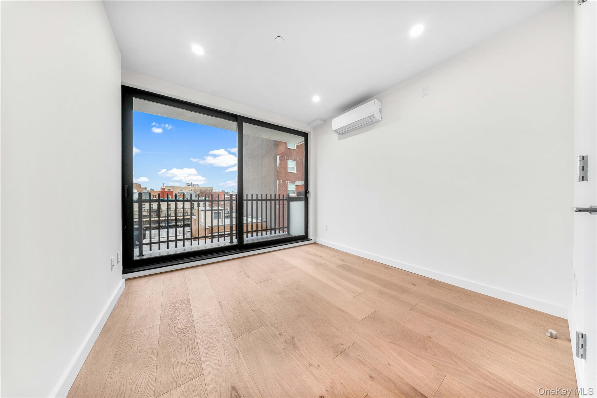 30-24 32nd Street Unit: 4A