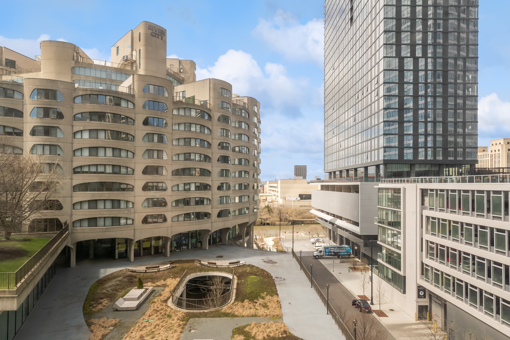 801 S Wells Street Unit: 507