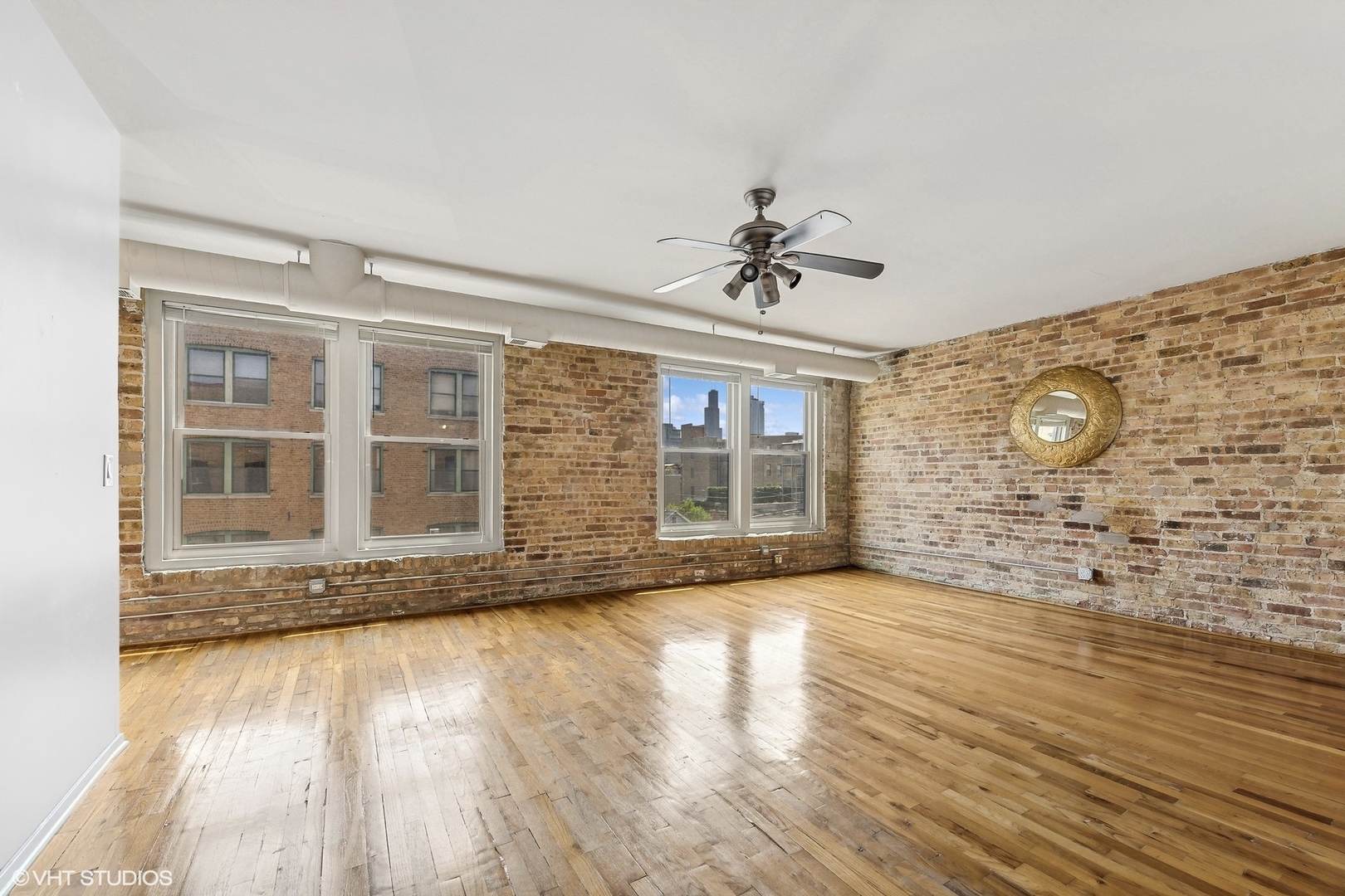 515 N Noble Street Unit: 306-308