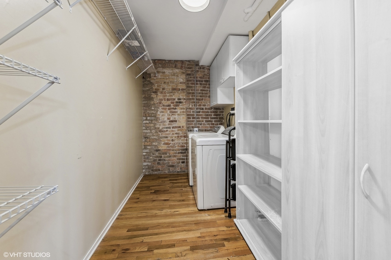 515 N Noble Street Unit: 306-308