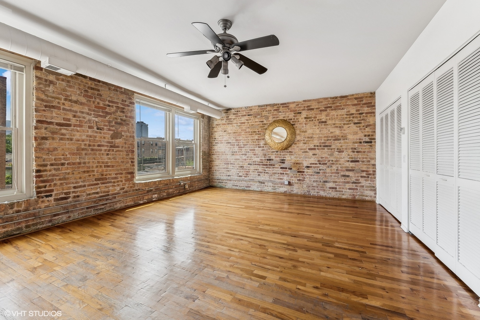 515 N Noble Street Unit: 306-308