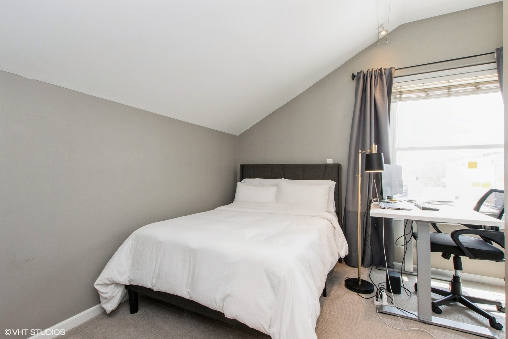 1525 W Montana Street Unit: 3