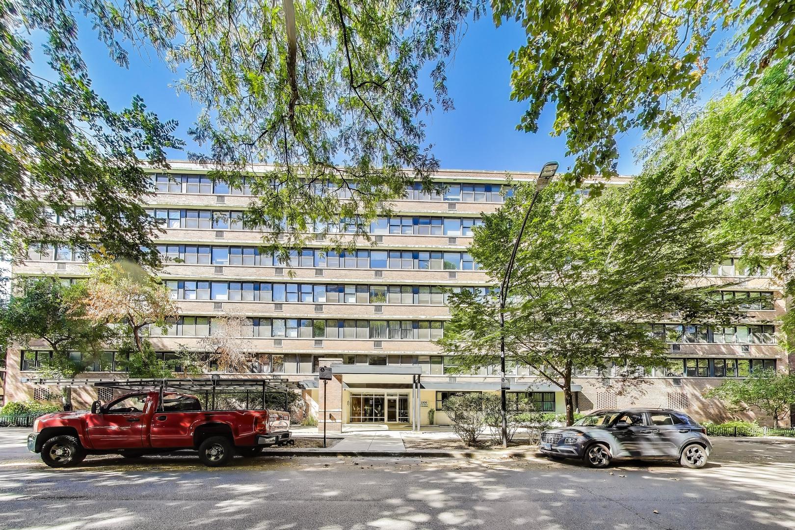 2300 N Commonwealth Avenue Unit: 7D