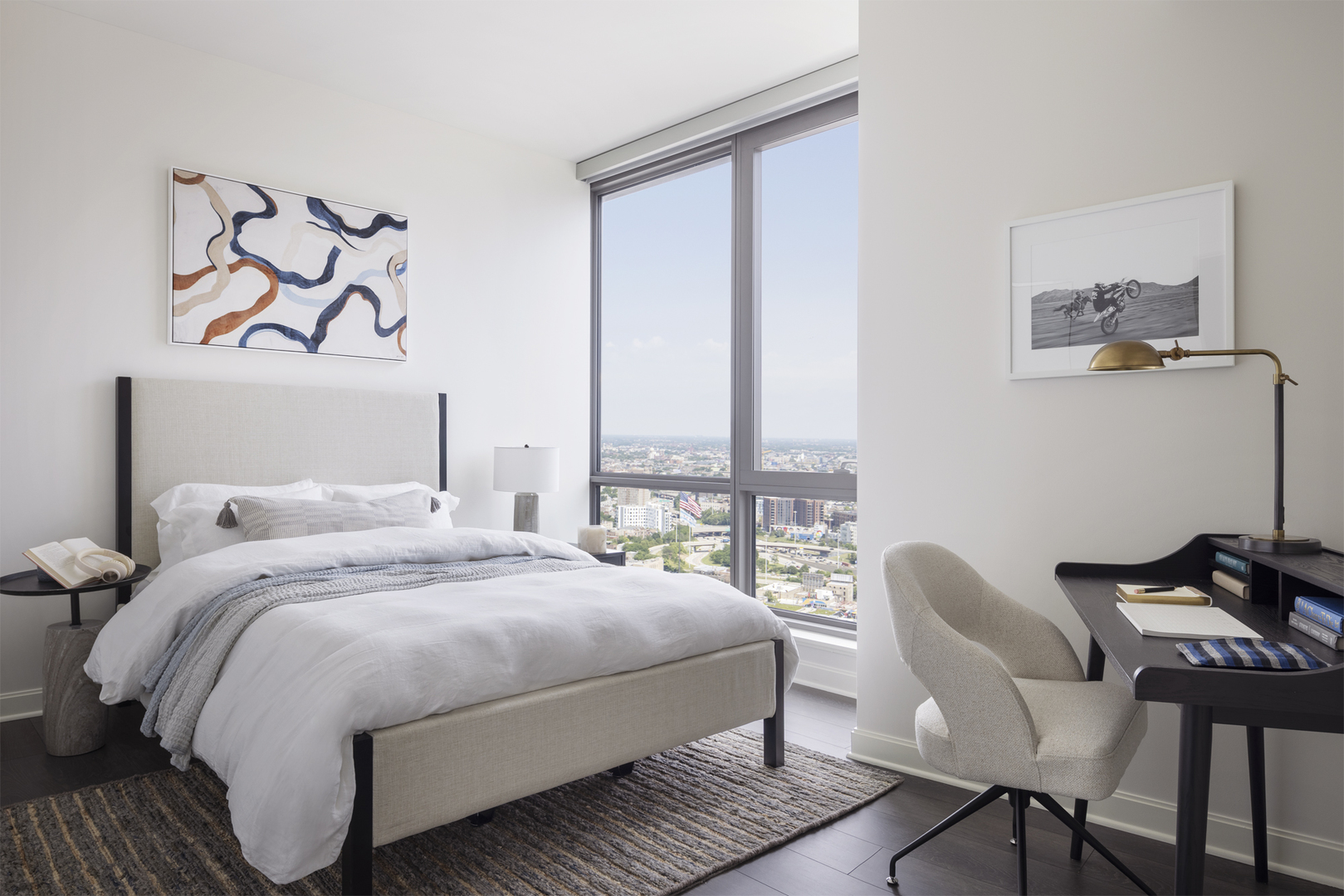 164 N Peoria Street Unit: 2204