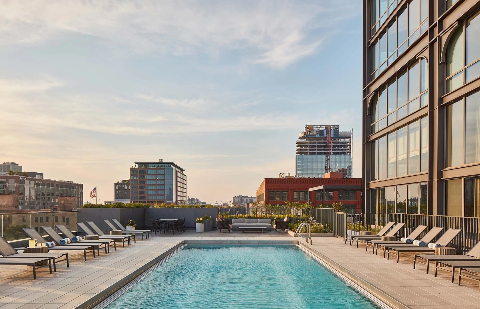 164 N Peoria Street Unit: 2204