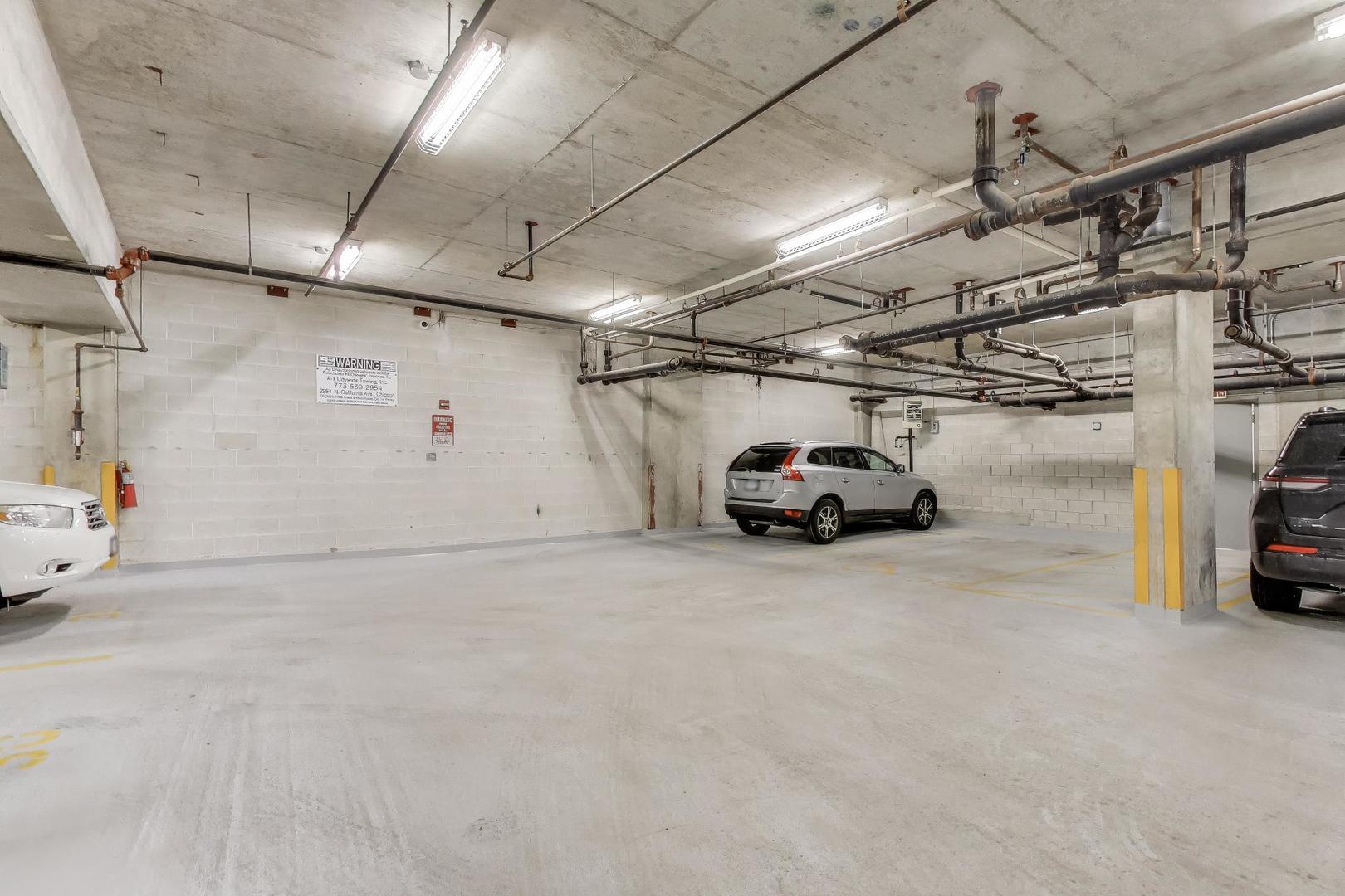 744 N Clark Street Unit: 505