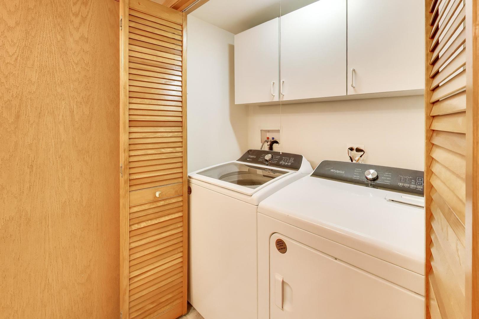 1327 Brown Street Unit: 407