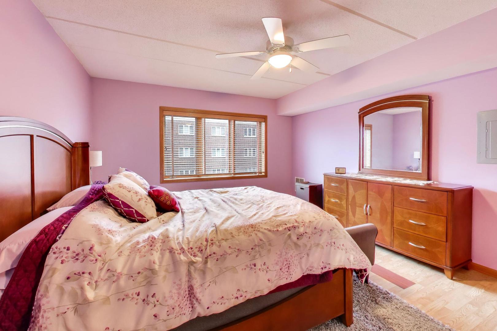 1327 Brown Street Unit: 407