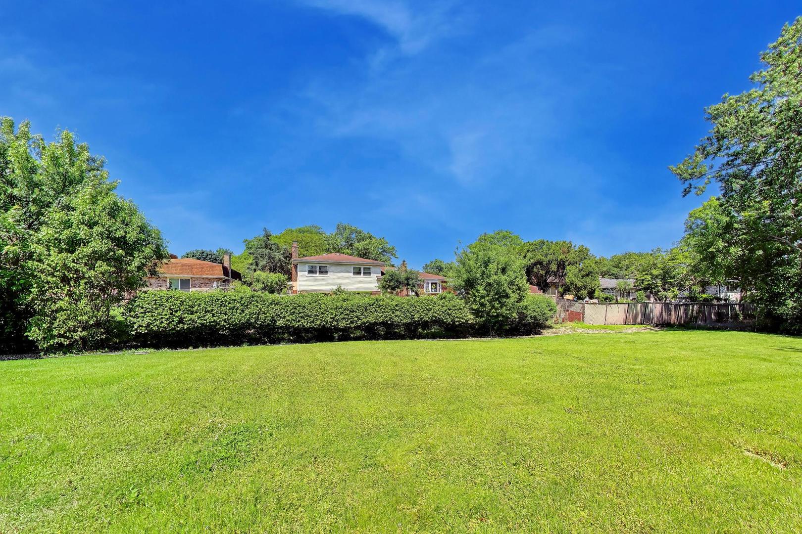 1526 Carrol Court