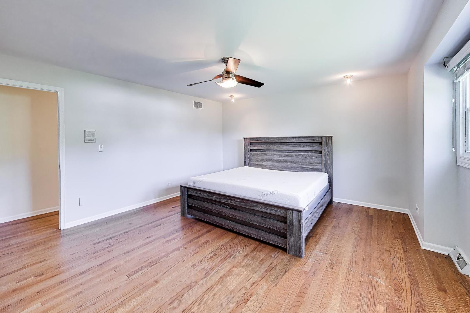 1526 Carrol Court