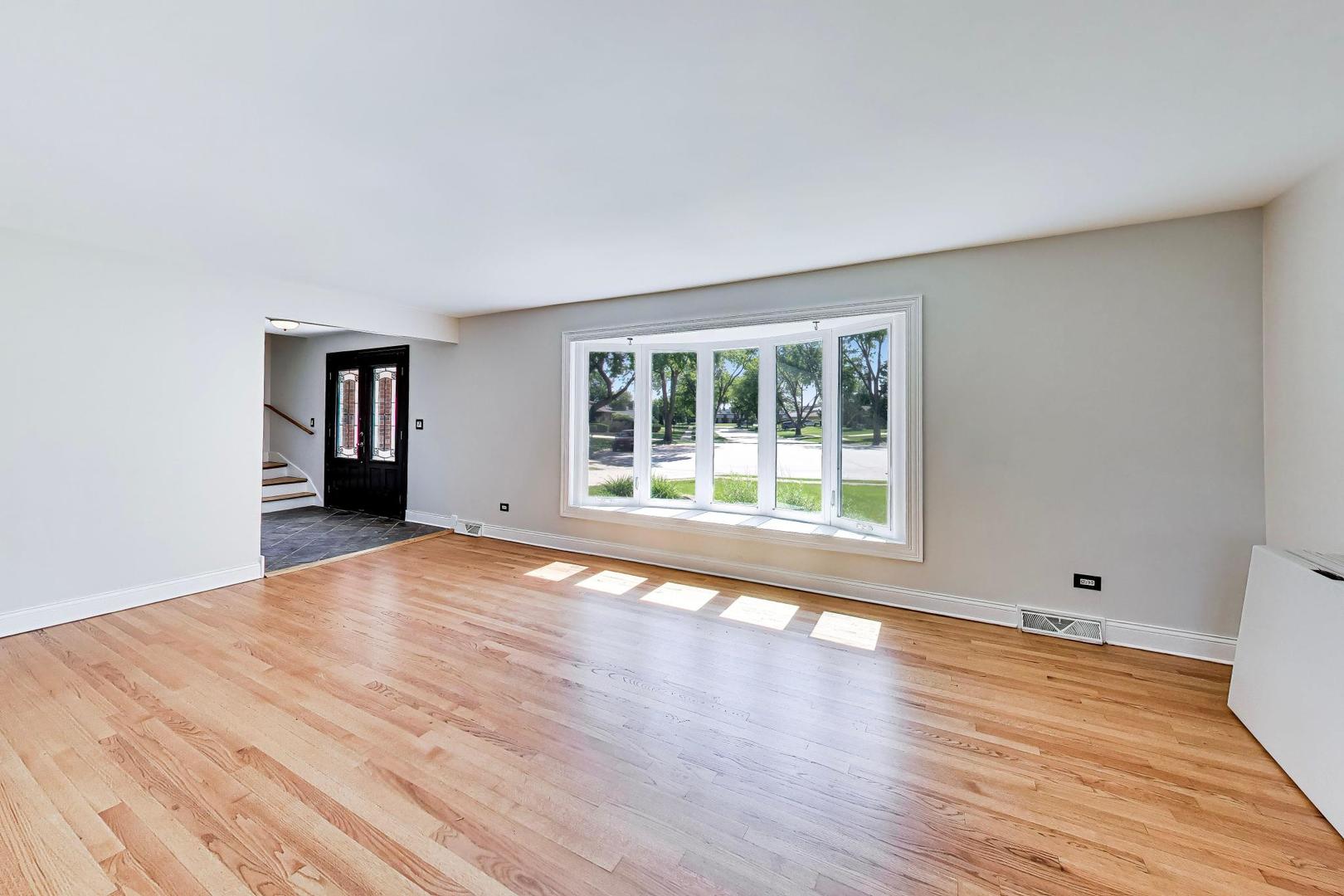 1526 Carrol Court