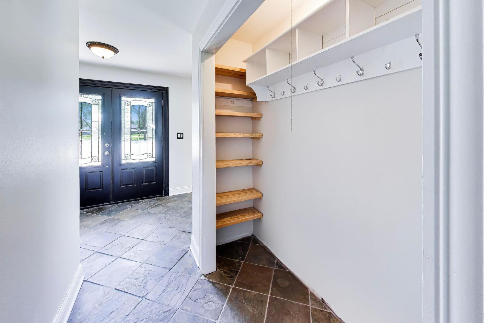 1526 Carrol Court