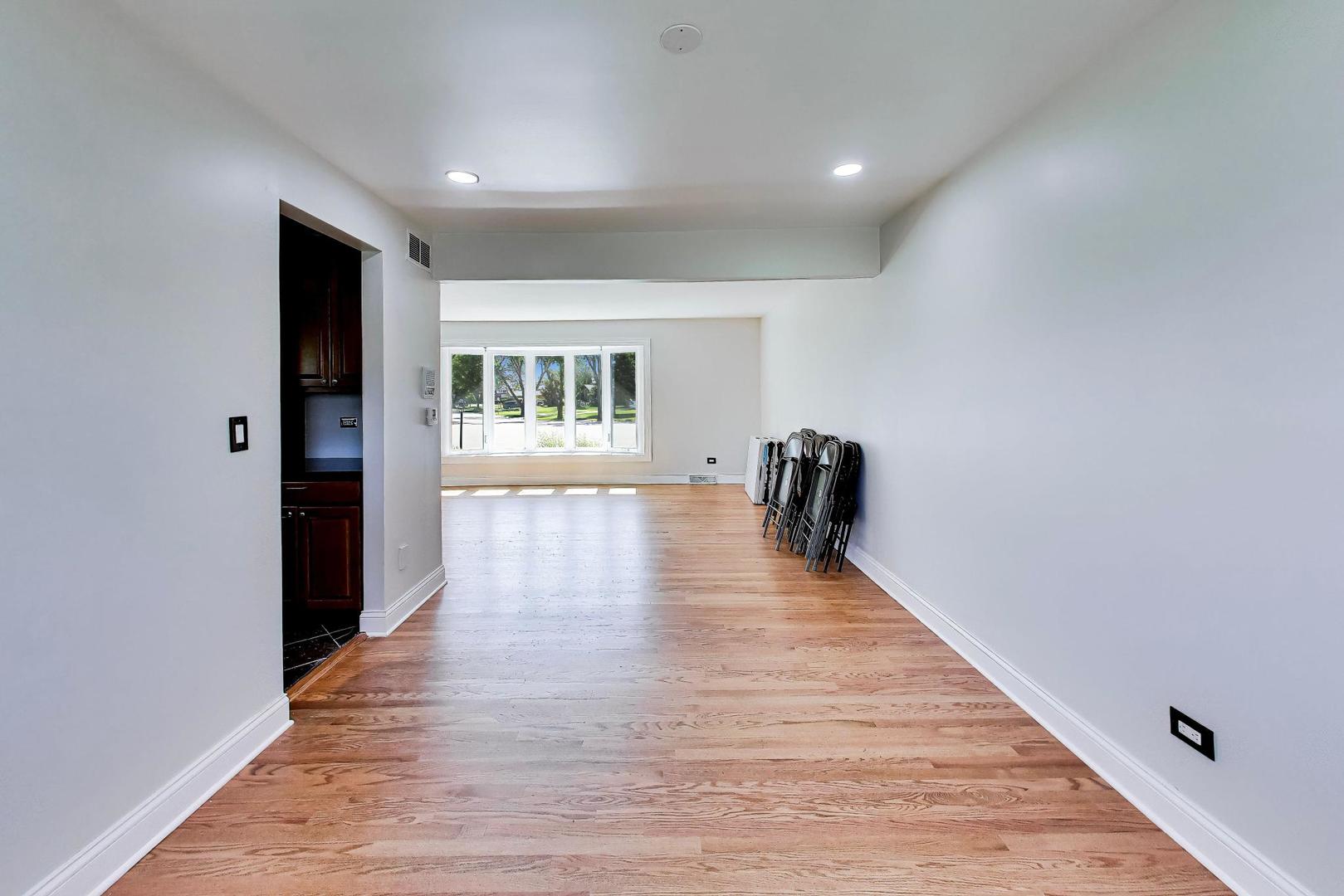 1526 Carrol Court