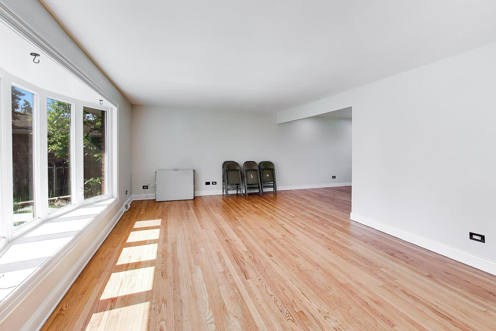 1526 Carrol Court
