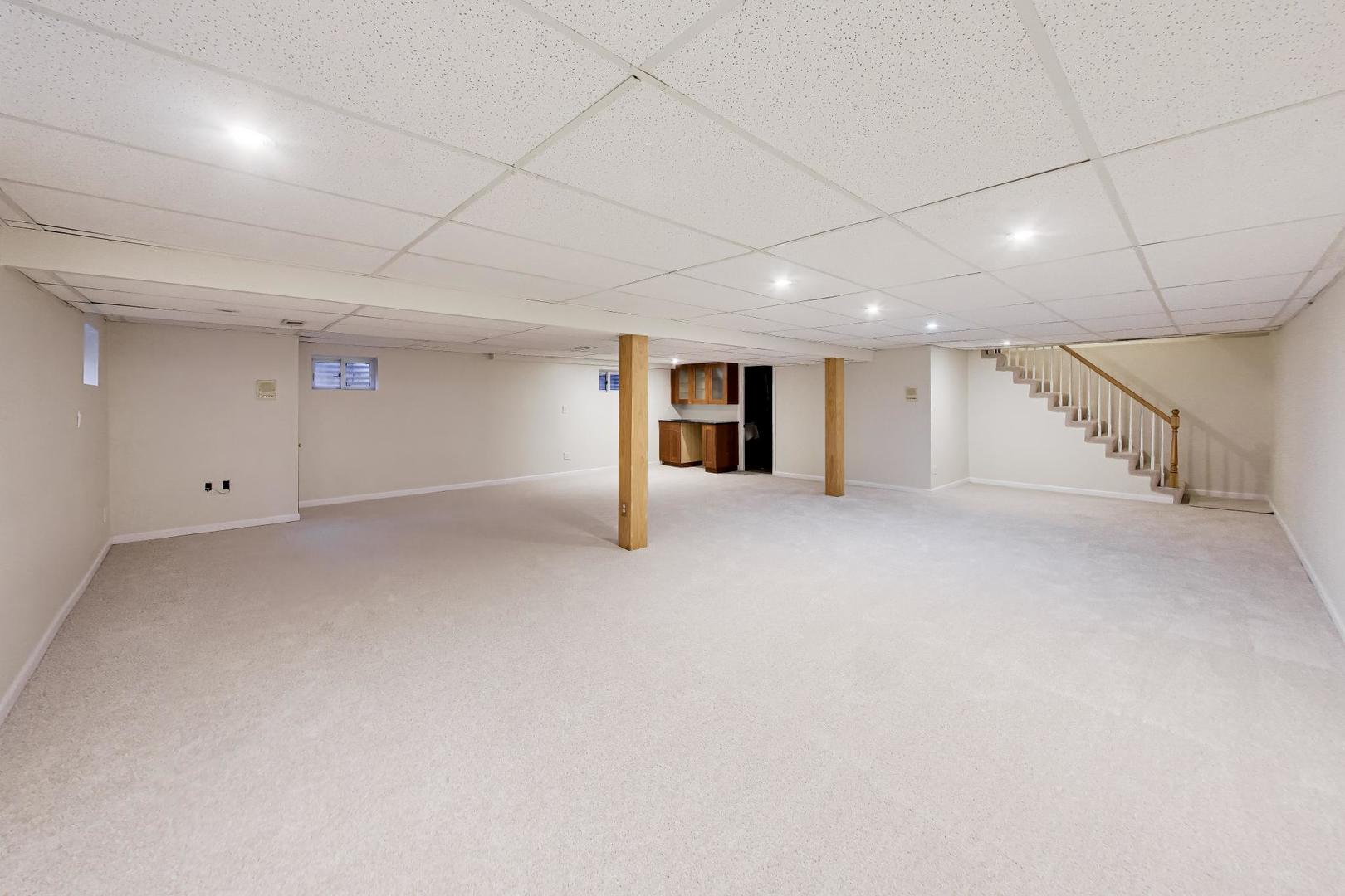 1526 Carrol Court
