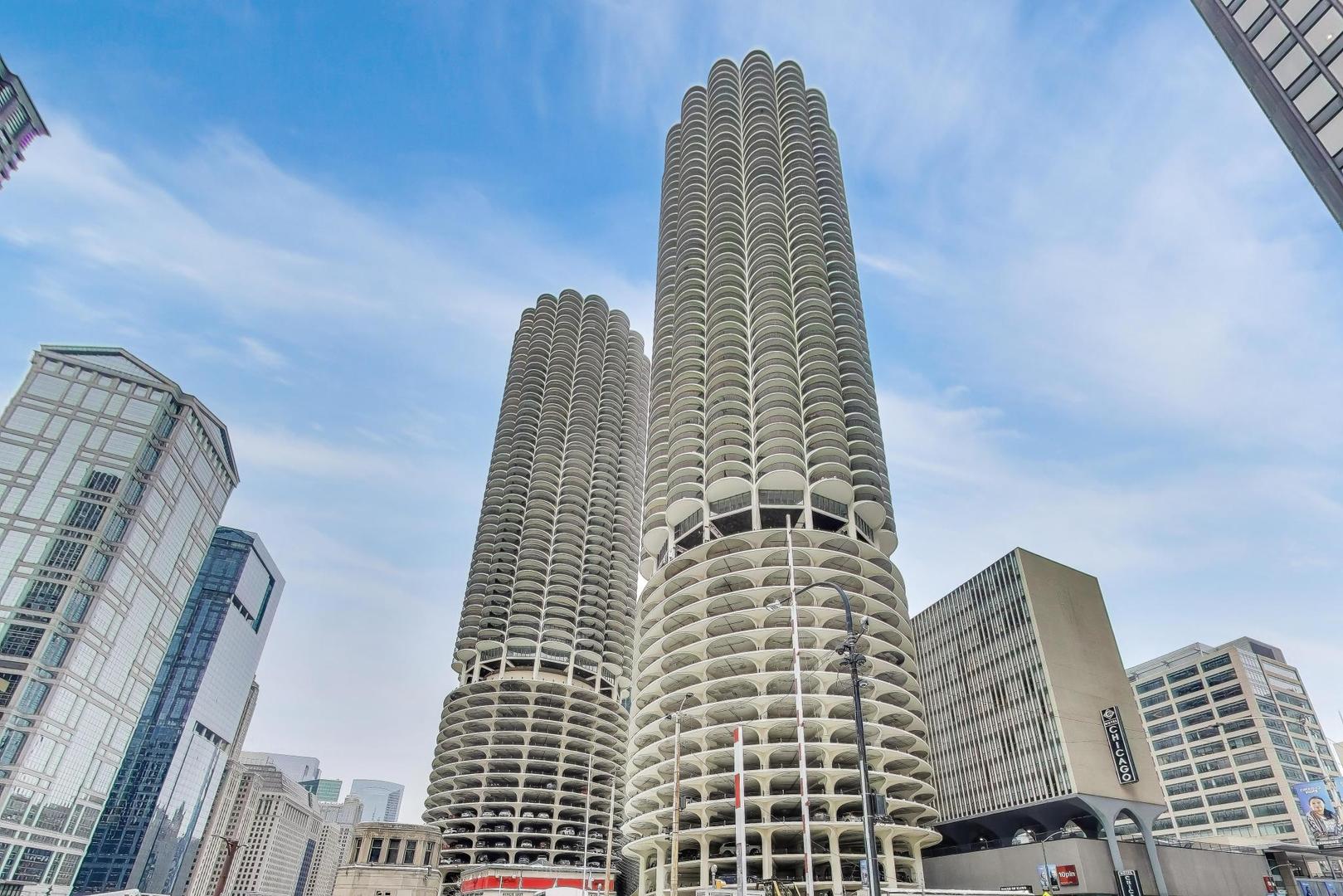 300 N State Street Unit: 4702