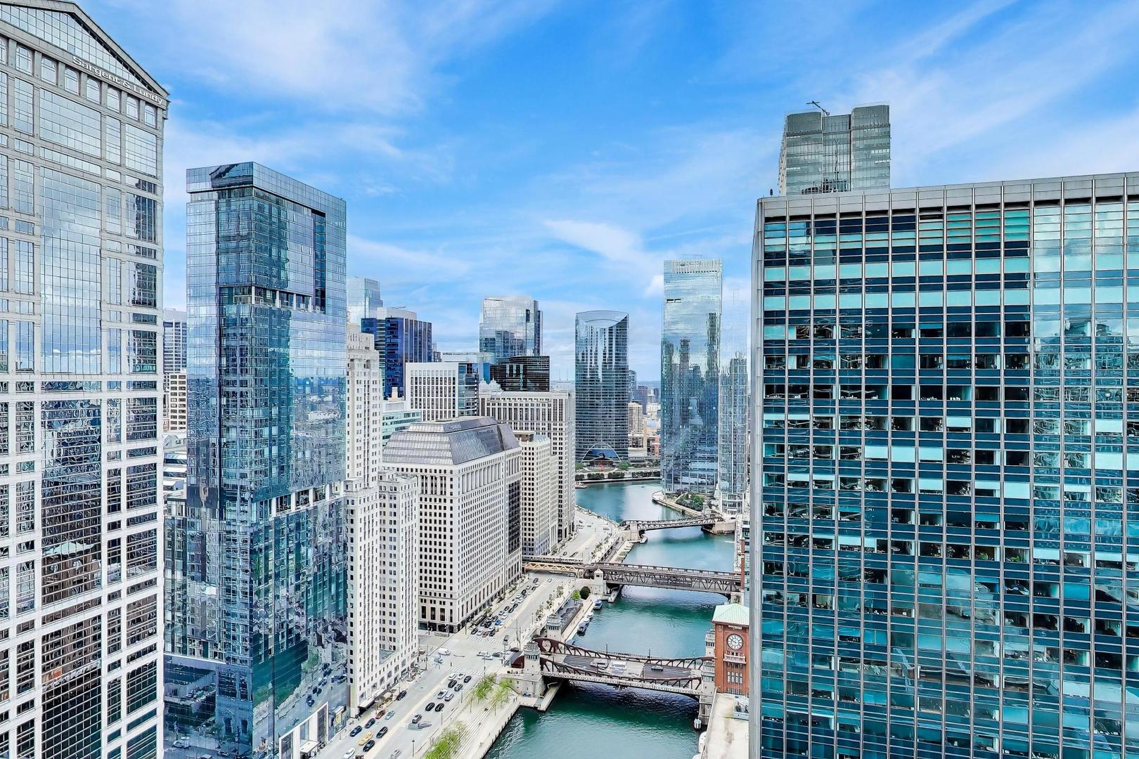 300 N State Street Unit: 4702