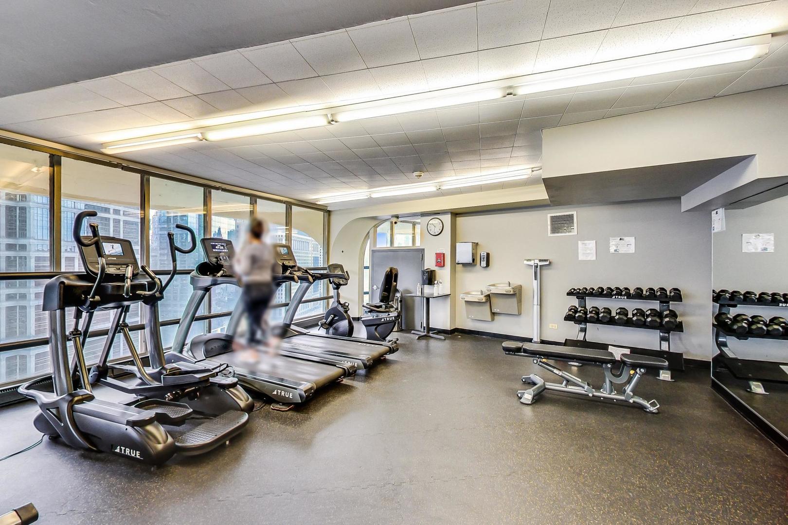 300 N State Street Unit: 4702
