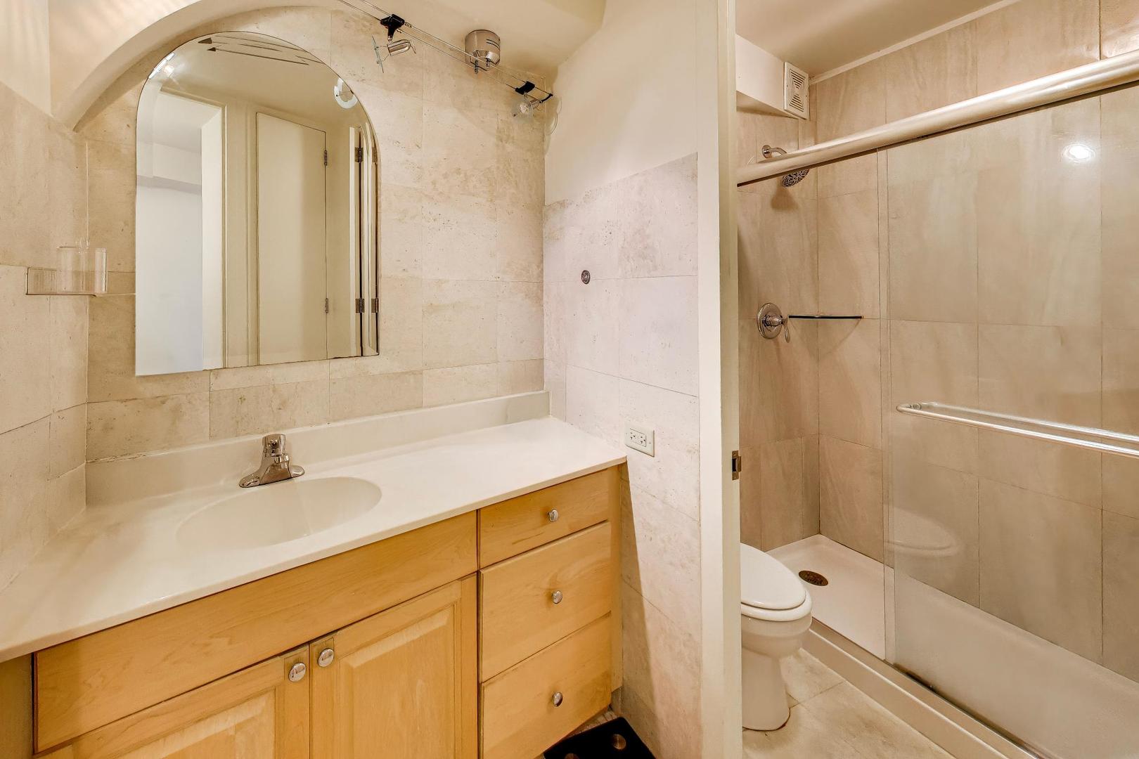 300 N State Street Unit: 4702