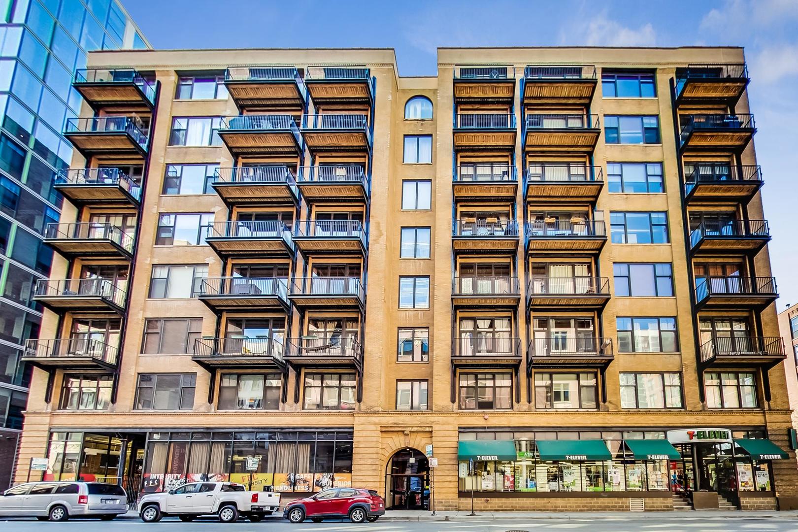 625 W Jackson Boulevard Unit: 512