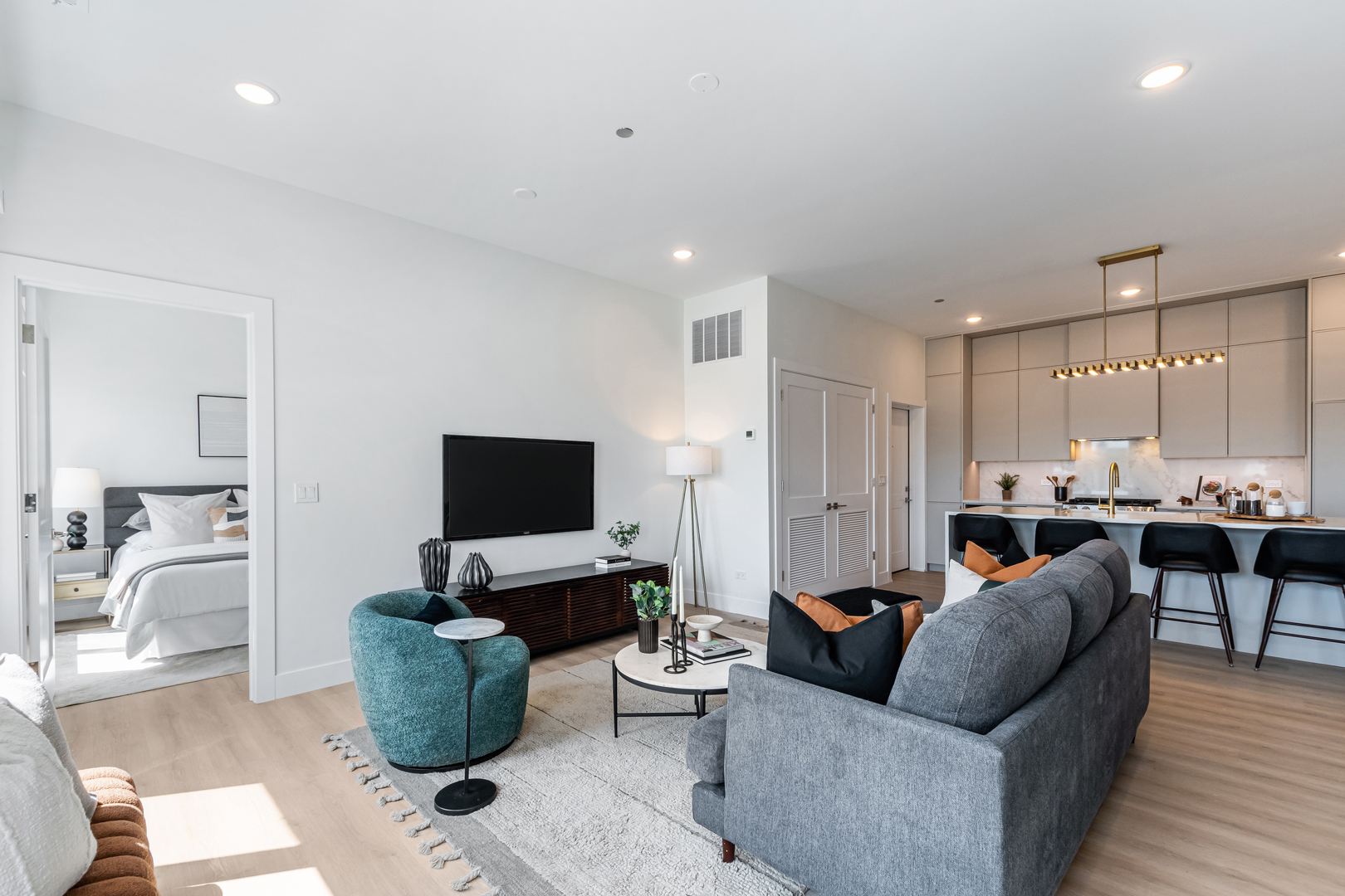 1628 N Damen Avenue Unit: 401