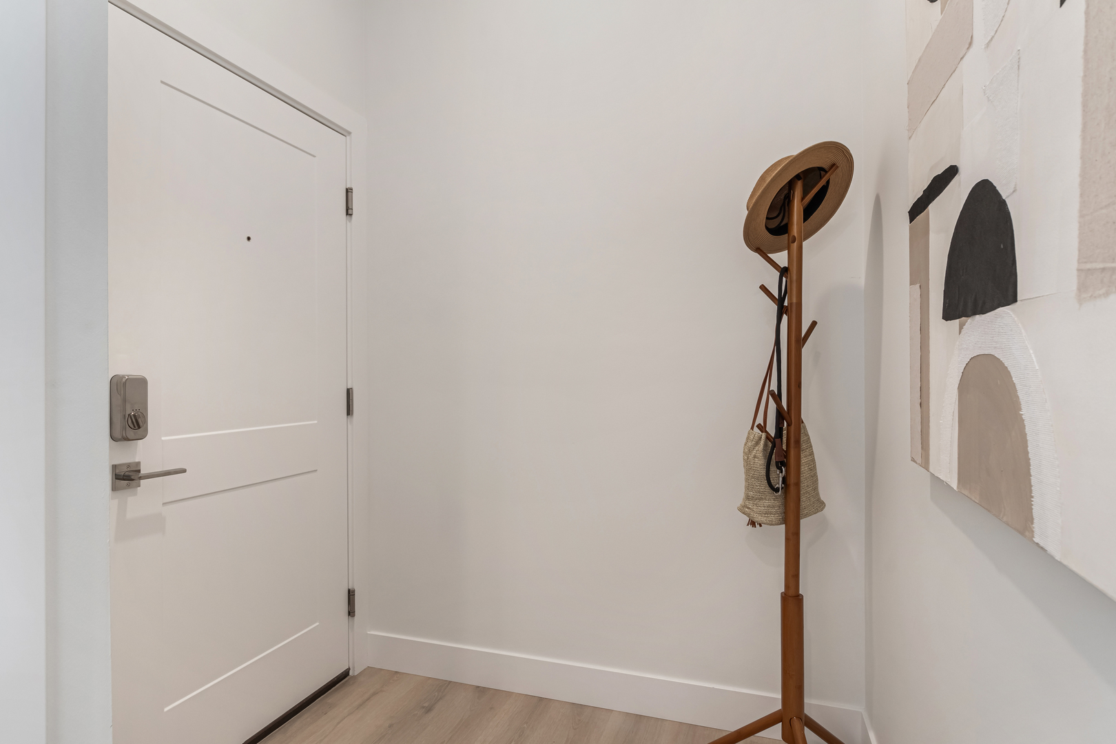 1628 N Damen Avenue Unit: 401
