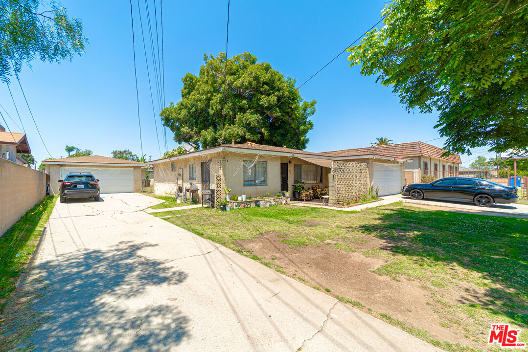 3737 W 111th Pl