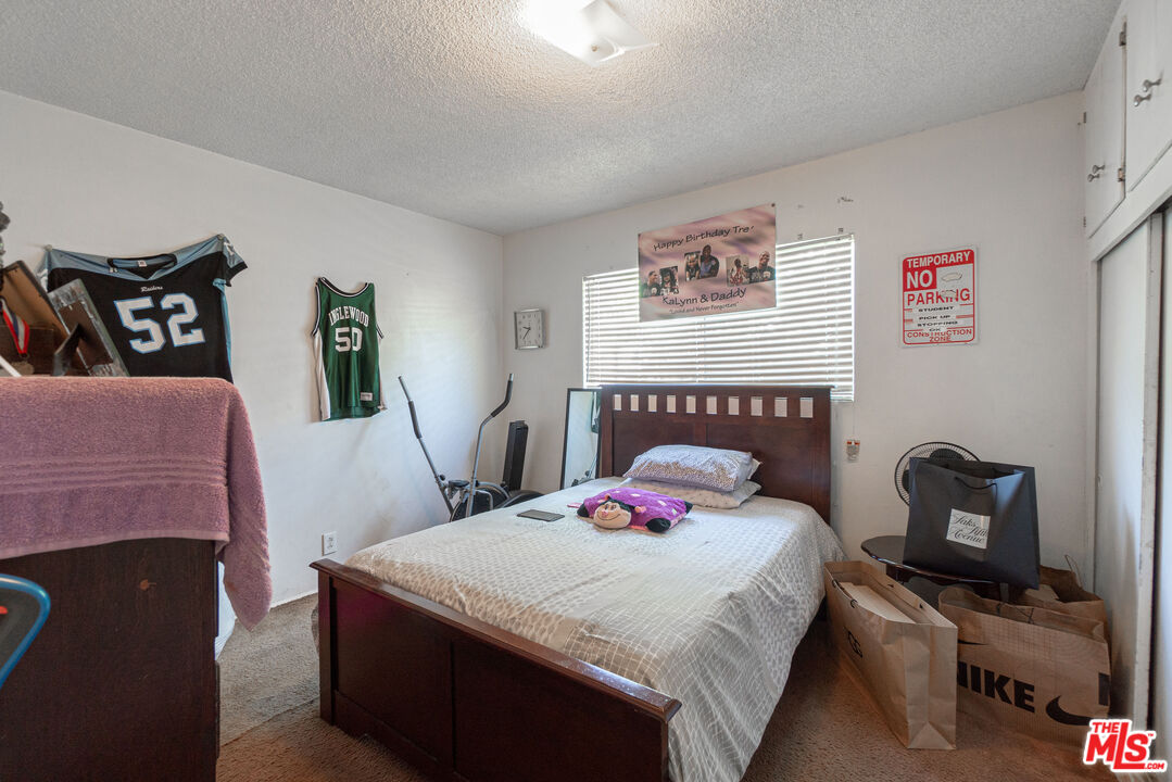 3737 W 111th Pl