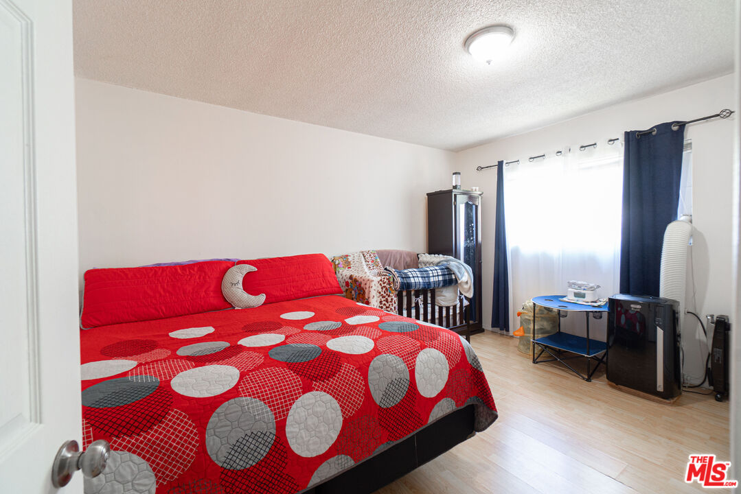 3737 W 111th Pl