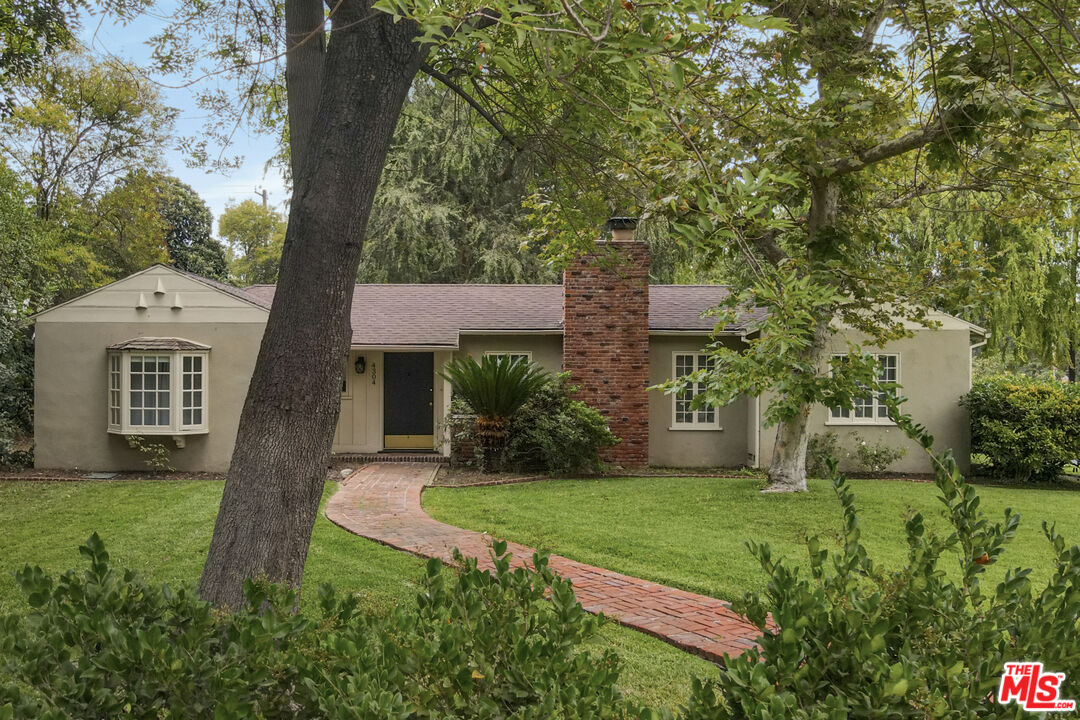 4304 Chevy Chase Dr